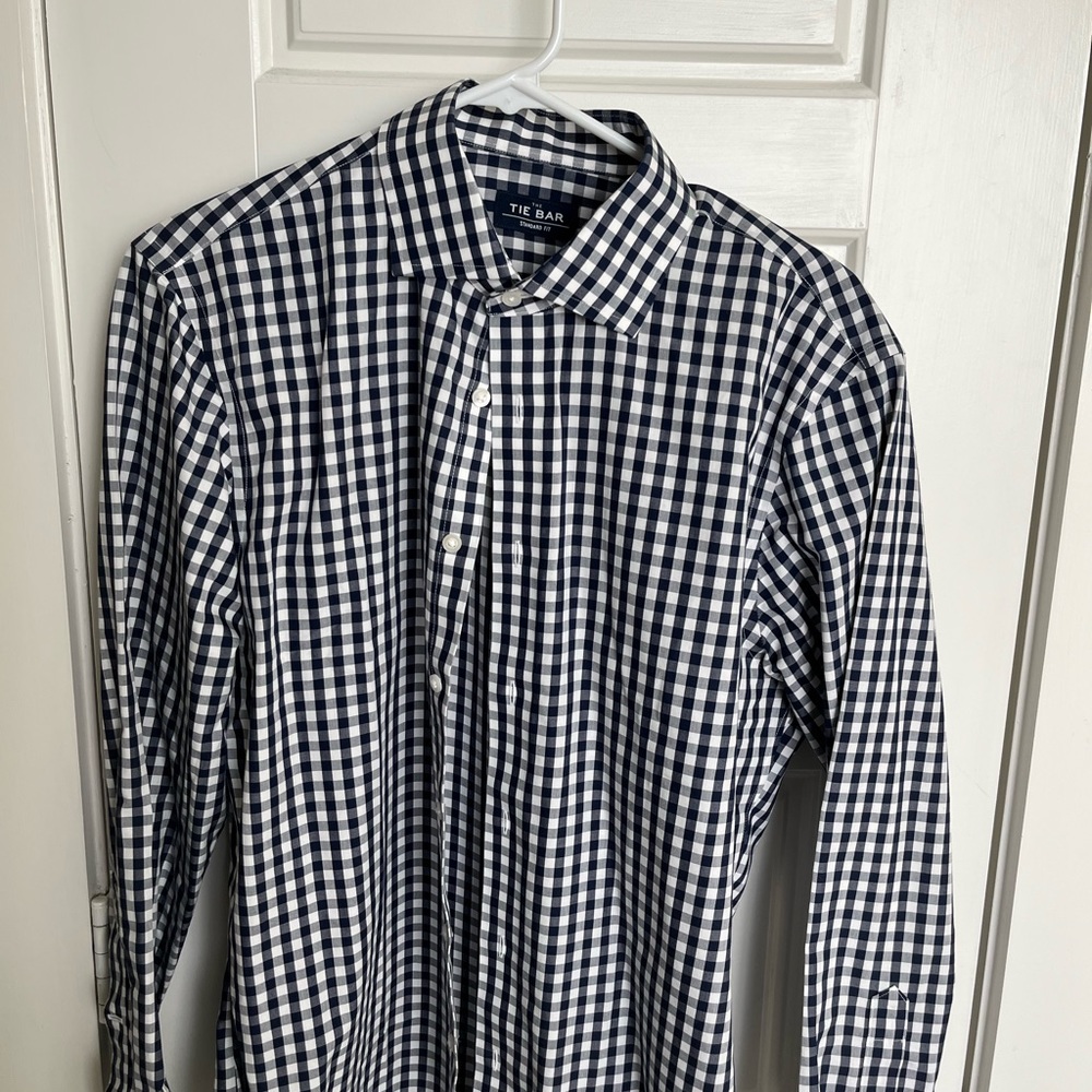 The Tie Bar Dress shirt